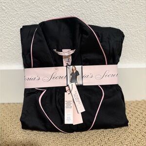 Victoria's Secret Elegant Black Robe with Pink Accents